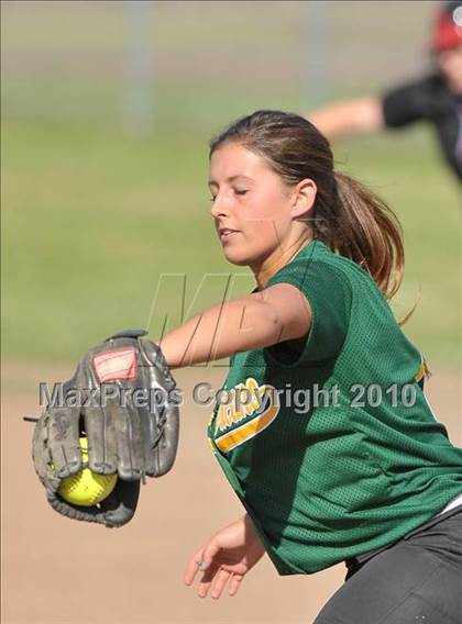 Thumbnail 3 in Mira Loma @ Rio Americano photogallery.