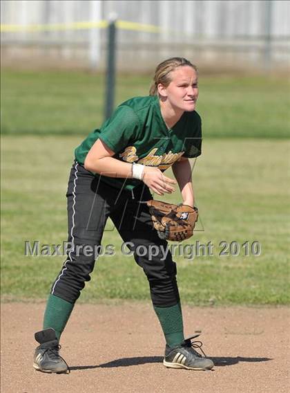 Thumbnail 3 in Mira Loma @ Rio Americano photogallery.