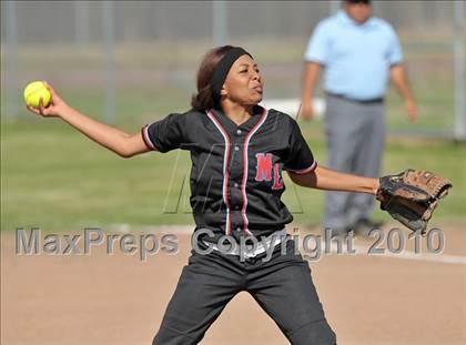 Thumbnail 3 in Mira Loma @ Rio Americano photogallery.