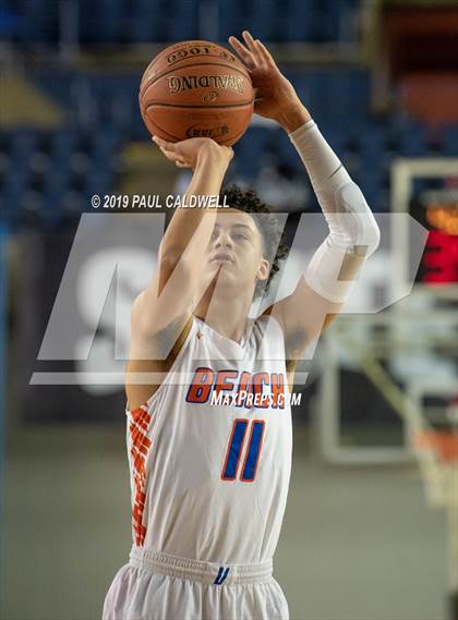 Thumbnail 1 in Rainier Beach vs. Eastside Catholic (WIAA 3A 3rd/5th Place) photogallery.