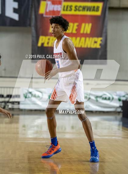 Thumbnail 1 in Rainier Beach vs. Eastside Catholic (WIAA 3A 3rd/5th Place) photogallery.