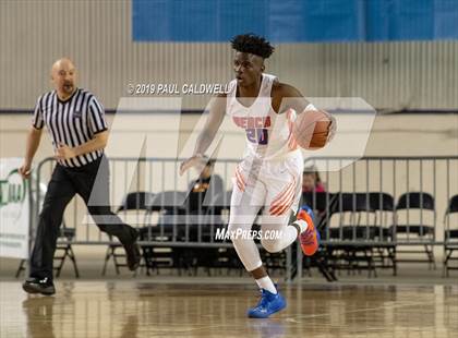 Thumbnail 3 in Rainier Beach vs. Eastside Catholic (WIAA 3A 3rd/5th Place) photogallery.