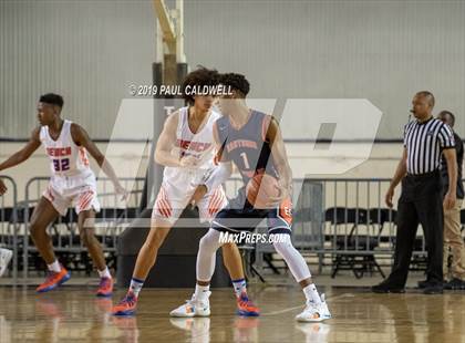 Thumbnail 3 in Rainier Beach vs. Eastside Catholic (WIAA 3A 3rd/5th Place) photogallery.