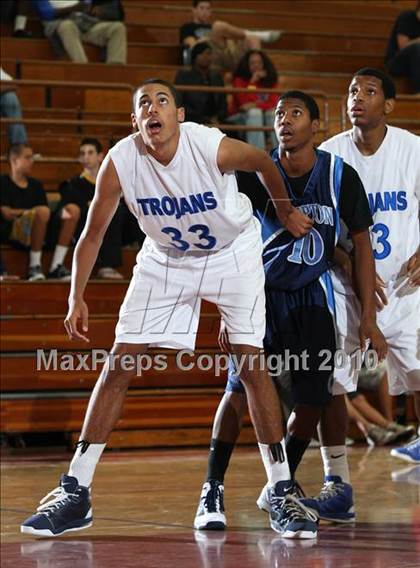 Thumbnail 1 in Lutheran vs. Compton (MaxPreps Holiday Classic) photogallery.