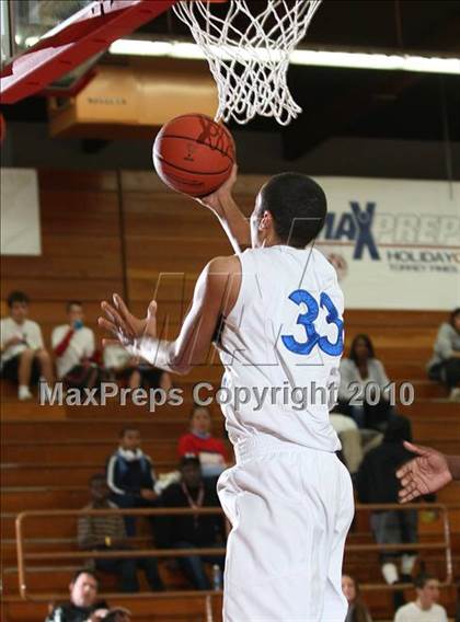 Thumbnail 1 in Lutheran vs. Compton (MaxPreps Holiday Classic) photogallery.