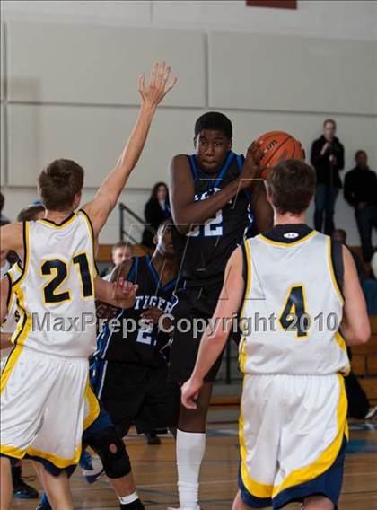 Thumbnail 1 in St. Mark's vs Trinity Christian (Trinity Valley School Shootout) photogallery.