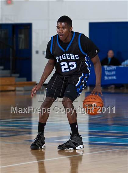 Thumbnail 2 in St. Mark's vs Trinity Christian (Trinity Valley School Shootout) photogallery.