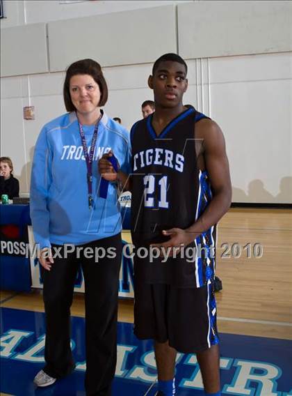 Thumbnail 1 in St. Mark's vs Trinity Christian (Trinity Valley School Shootout) photogallery.