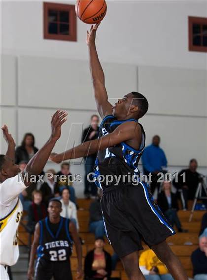 Thumbnail 1 in St. Mark's vs Trinity Christian (Trinity Valley School Shootout) photogallery.