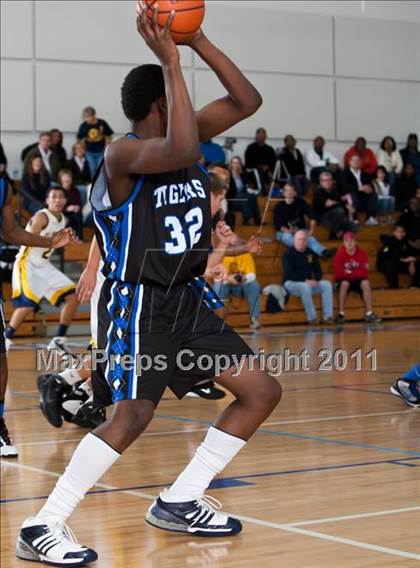 Thumbnail 3 in St. Mark's vs Trinity Christian (Trinity Valley School Shootout) photogallery.