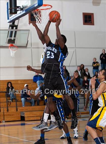 Thumbnail 2 in St. Mark's vs Trinity Christian (Trinity Valley School Shootout) photogallery.