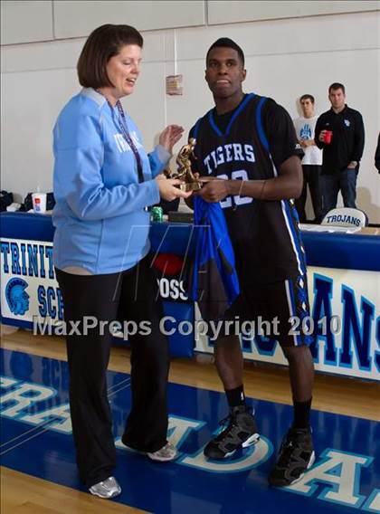 Thumbnail 3 in St. Mark's vs Trinity Christian (Trinity Valley School Shootout) photogallery.