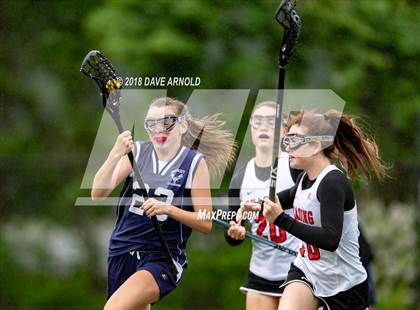Thumbnail 2 in Peabody Veterans Memorial @ Reading Memorial (MIAA Division 1 North 1st Round) photogallery.