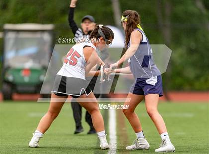 Thumbnail 2 in Peabody Veterans Memorial @ Reading Memorial (MIAA Division 1 North 1st Round) photogallery.