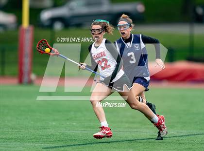 Thumbnail 2 in Peabody Veterans Memorial @ Reading Memorial (MIAA Division 1 North 1st Round) photogallery.