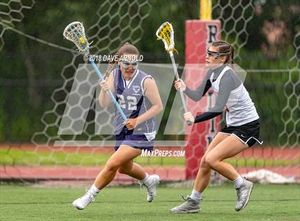 Thumbnail 1 in Peabody Veterans Memorial @ Reading Memorial (MIAA Division 1 North 1st Round) photogallery.