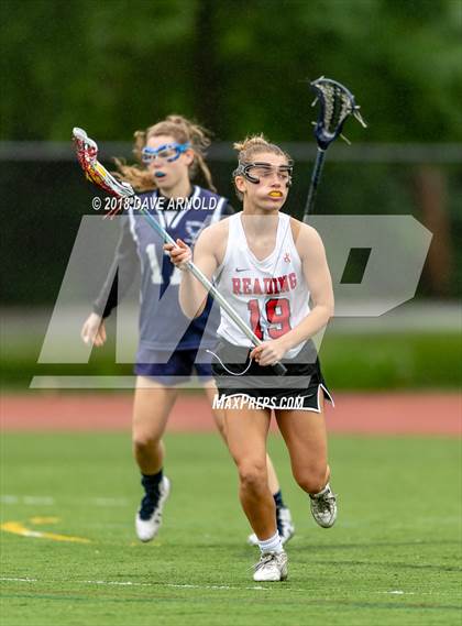 Thumbnail 3 in Peabody Veterans Memorial @ Reading Memorial (MIAA Division 1 North 1st Round) photogallery.