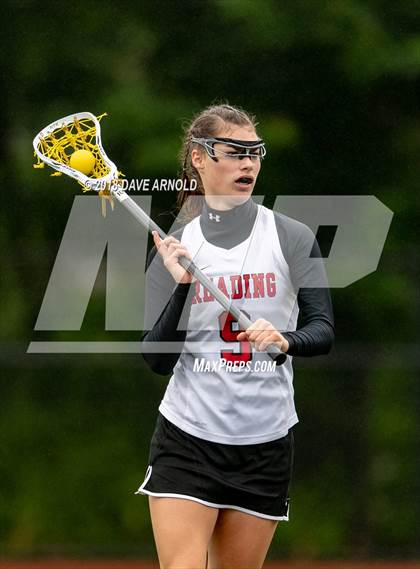 Thumbnail 2 in Peabody Veterans Memorial @ Reading Memorial (MIAA Division 1 North 1st Round) photogallery.