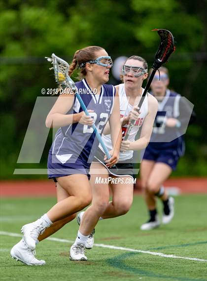 Thumbnail 2 in Peabody Veterans Memorial @ Reading Memorial (MIAA Division 1 North 1st Round) photogallery.
