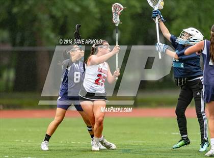 Thumbnail 3 in Peabody Veterans Memorial @ Reading Memorial (MIAA Division 1 North 1st Round) photogallery.