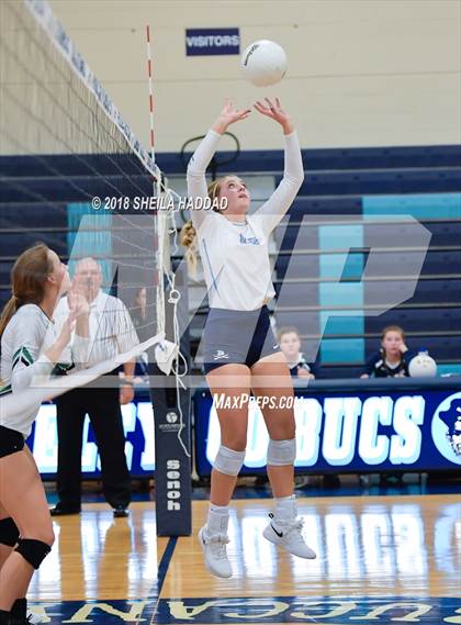 Thumbnail 1 in Tampa Catholic @ Berkeley Prep photogallery.