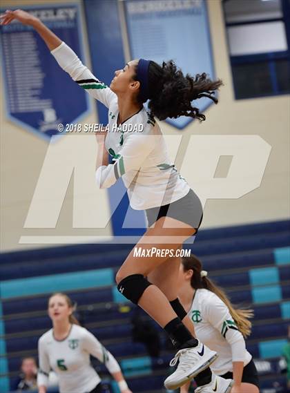 Thumbnail 1 in Tampa Catholic @ Berkeley Prep photogallery.