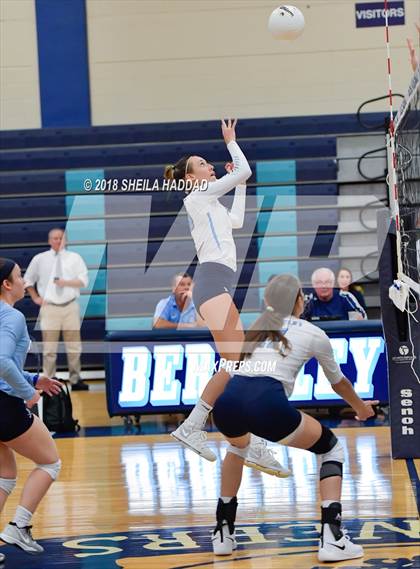 Thumbnail 2 in Tampa Catholic @ Berkeley Prep photogallery.