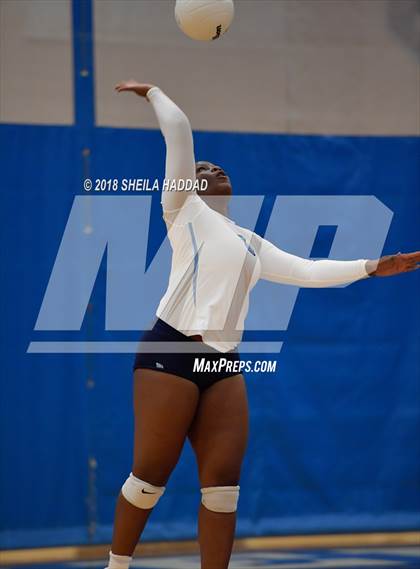 Thumbnail 2 in Tampa Catholic @ Berkeley Prep photogallery.