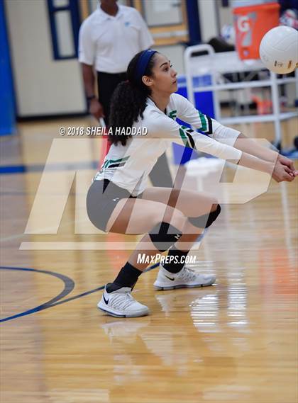 Thumbnail 2 in Tampa Catholic @ Berkeley Prep photogallery.
