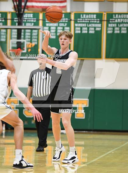 Thumbnail 2 in Mountainside vs. Jesuit photogallery.