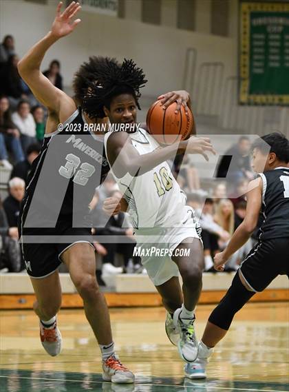 Thumbnail 3 in Mountainside vs. Jesuit photogallery.
