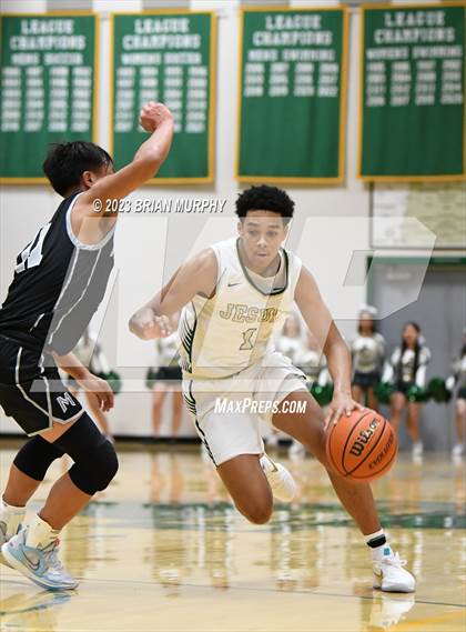 Thumbnail 2 in Mountainside vs. Jesuit photogallery.