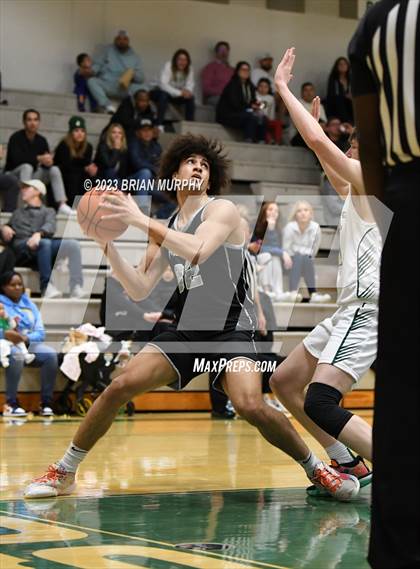 Thumbnail 2 in Mountainside vs. Jesuit photogallery.