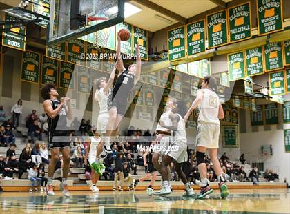 Thumbnail 2 in Mountainside vs. Jesuit photogallery.