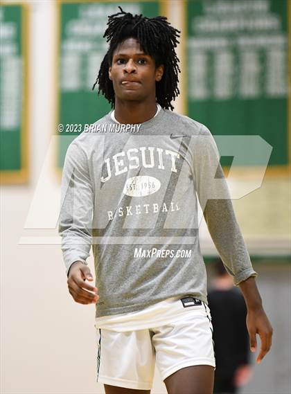 Thumbnail 3 in Mountainside vs. Jesuit photogallery.