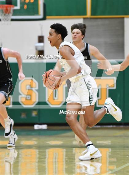 Thumbnail 2 in Mountainside vs. Jesuit photogallery.