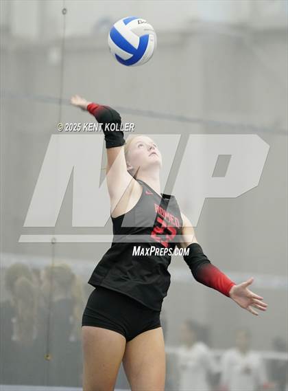 Thumbnail 1 in Romeo vs. Walled Lake Northern (Program Cup) photogallery.