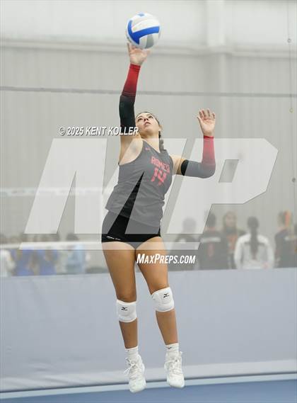 Thumbnail 2 in Romeo vs. Walled Lake Northern (Program Cup) photogallery.