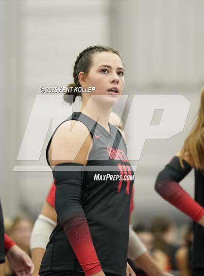 Thumbnail 1 in Romeo vs. Walled Lake Northern (Program Cup) photogallery.