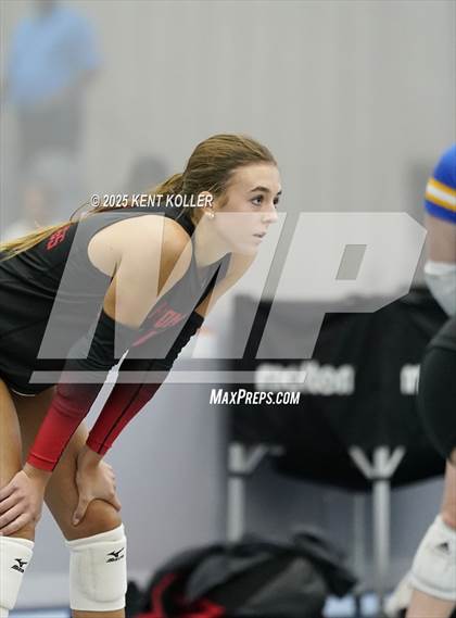 Thumbnail 1 in Romeo vs. Walled Lake Northern (Program Cup) photogallery.