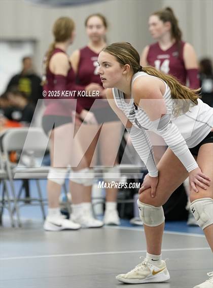 Thumbnail 1 in Romeo vs. Walled Lake Northern (Program Cup) photogallery.