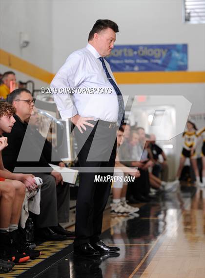 Thumbnail 2 in Crab Orchard @ Goreville (IHSA 1A Regional Semifinal) photogallery.