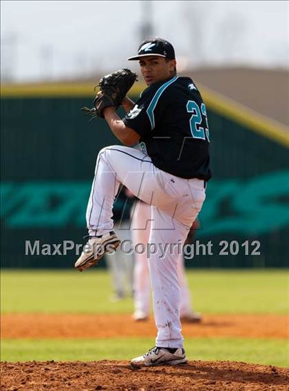 Thumbnail 2 in Pasadena Memorial vs Kinkaid (Pasadena Memorial Tournament) photogallery.