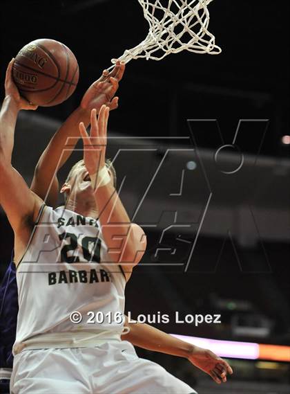 Thumbnail 1 in Lynwood vs. Santa Barbara (CIF SS 2A Final) photogallery.