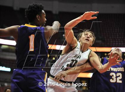 Thumbnail 1 in Lynwood vs. Santa Barbara (CIF SS 2A Final) photogallery.