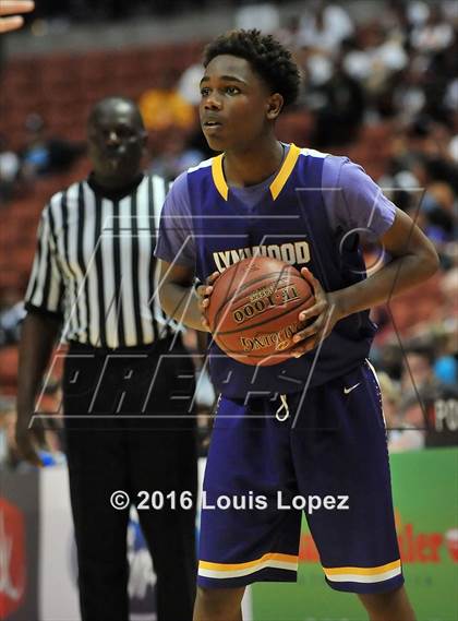 Thumbnail 2 in Lynwood vs. Santa Barbara (CIF SS 2A Final) photogallery.
