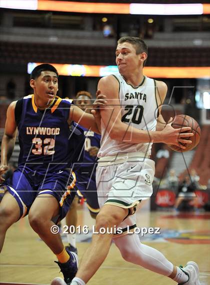 Thumbnail 3 in Lynwood vs. Santa Barbara (CIF SS 2A Final) photogallery.