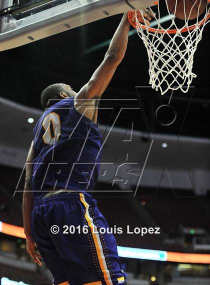 Thumbnail 1 in Lynwood vs. Santa Barbara (CIF SS 2A Final) photogallery.