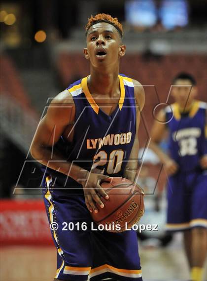 Thumbnail 1 in Lynwood vs. Santa Barbara (CIF SS 2A Final) photogallery.