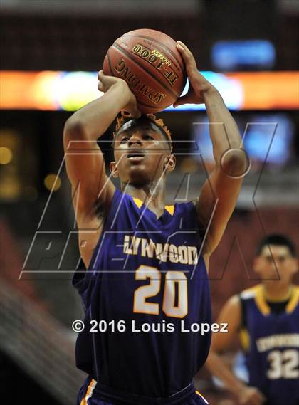 Thumbnail 2 in Lynwood vs. Santa Barbara (CIF SS 2A Final) photogallery.